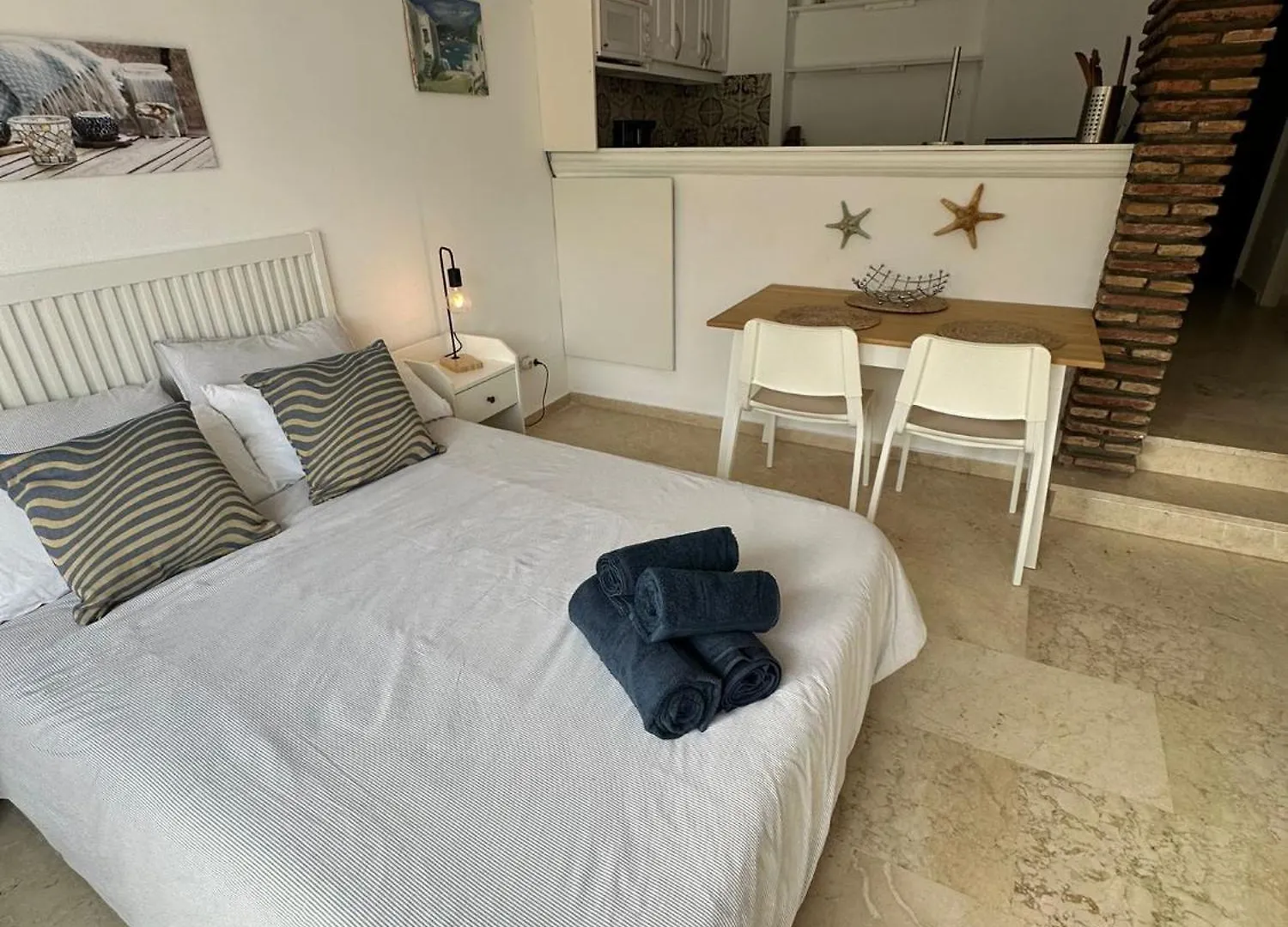 Benavista Studio Estepona 0*,  Spanien